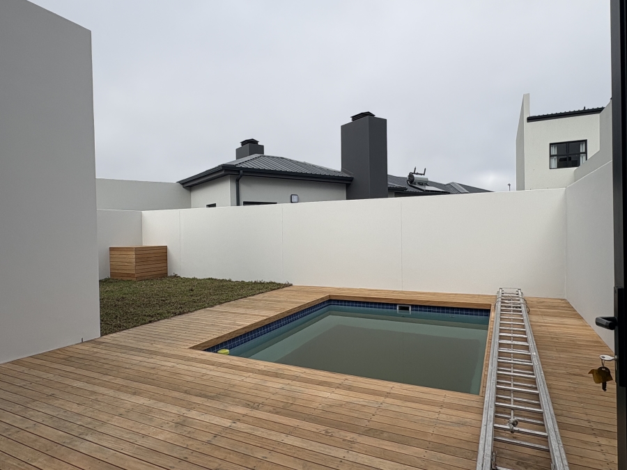 4 Bedroom Property for Sale in Sandown Western Cape